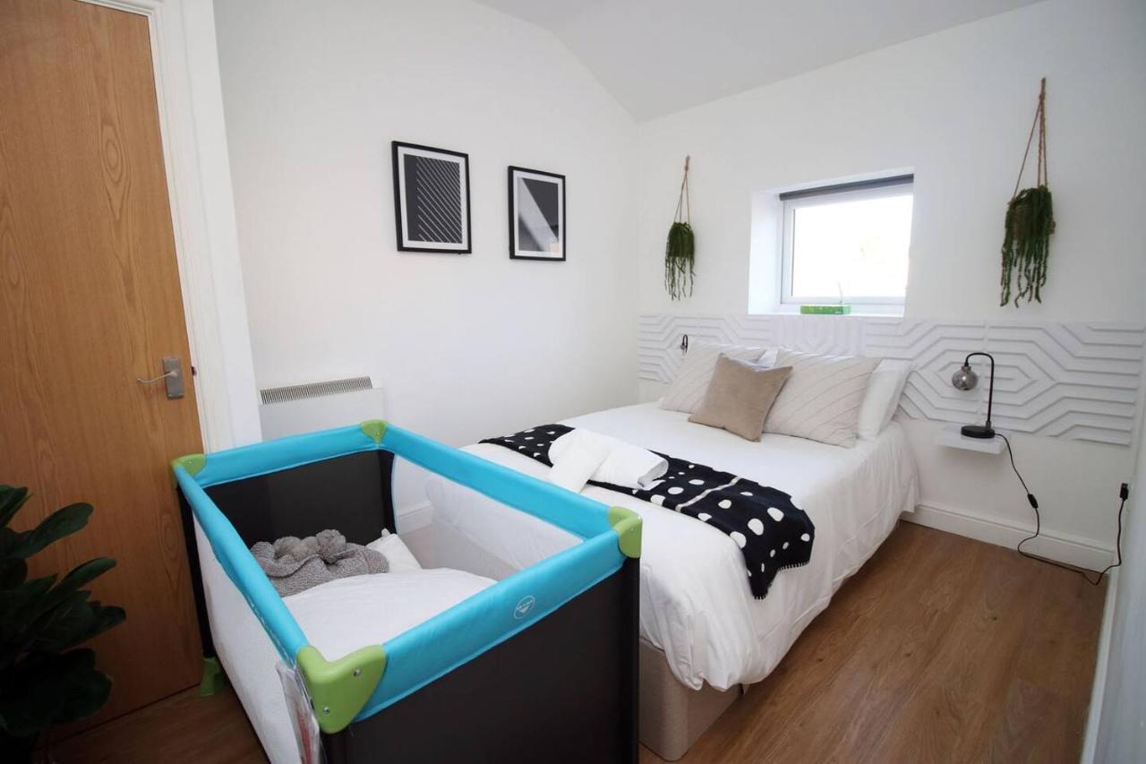 2 Bedroom Entire Near Principality Stadium