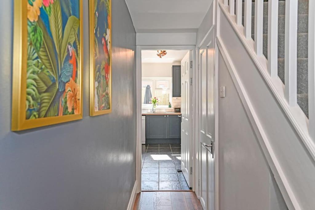 Holiday home Luxury Centre Townhouse With Garden *