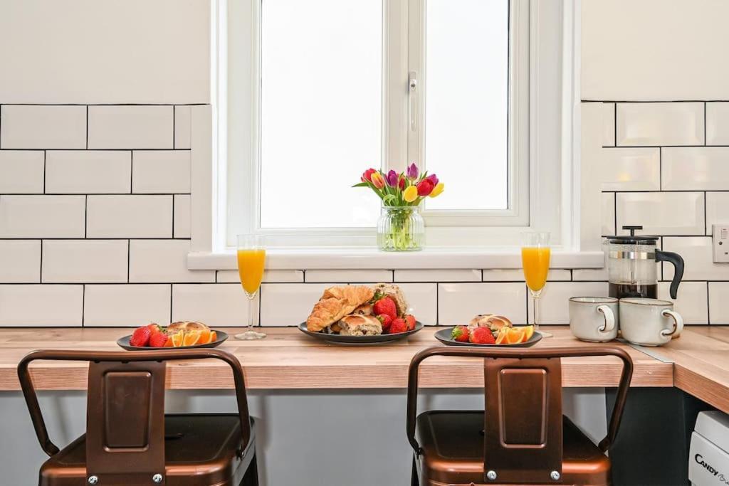Luxury Centre Townhouse With Garden *