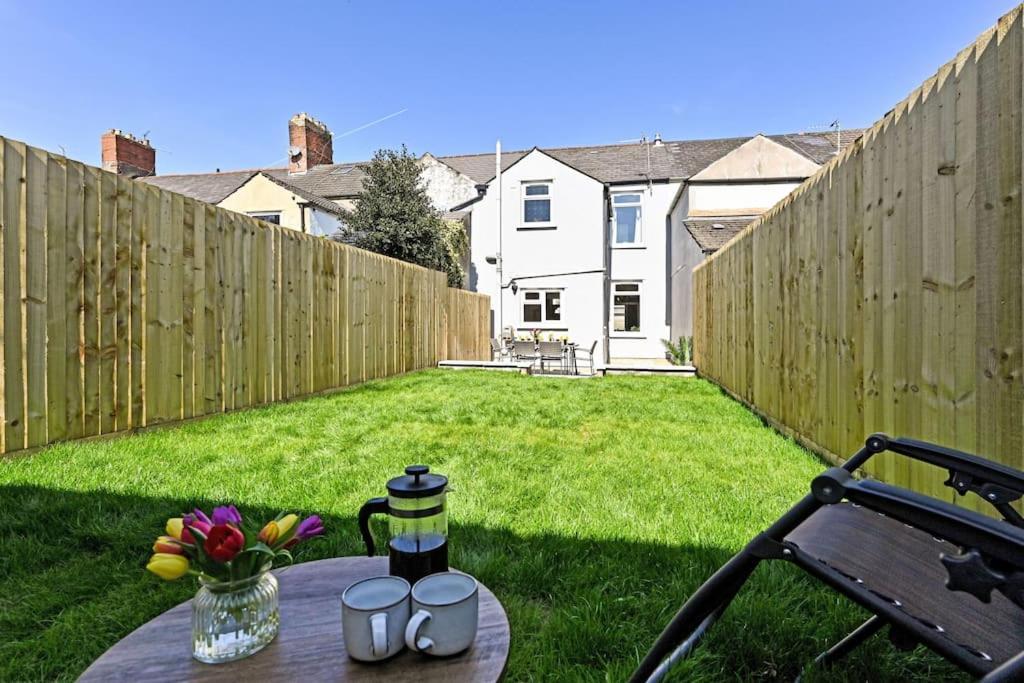 Luxury Centre Townhouse With Garden Holiday home