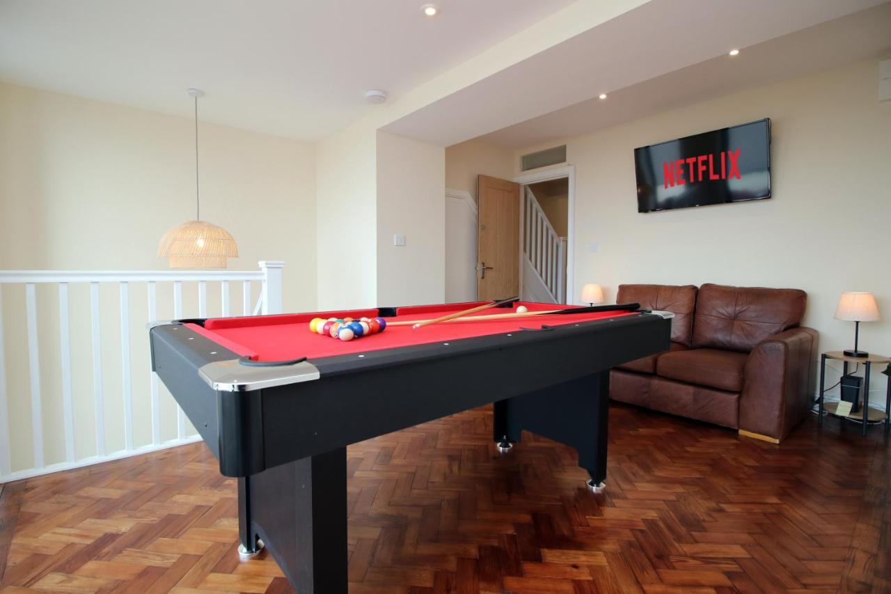 Luxury 4 Bedroom 4 Ensuite In Penarth Holiday home Cardiff
