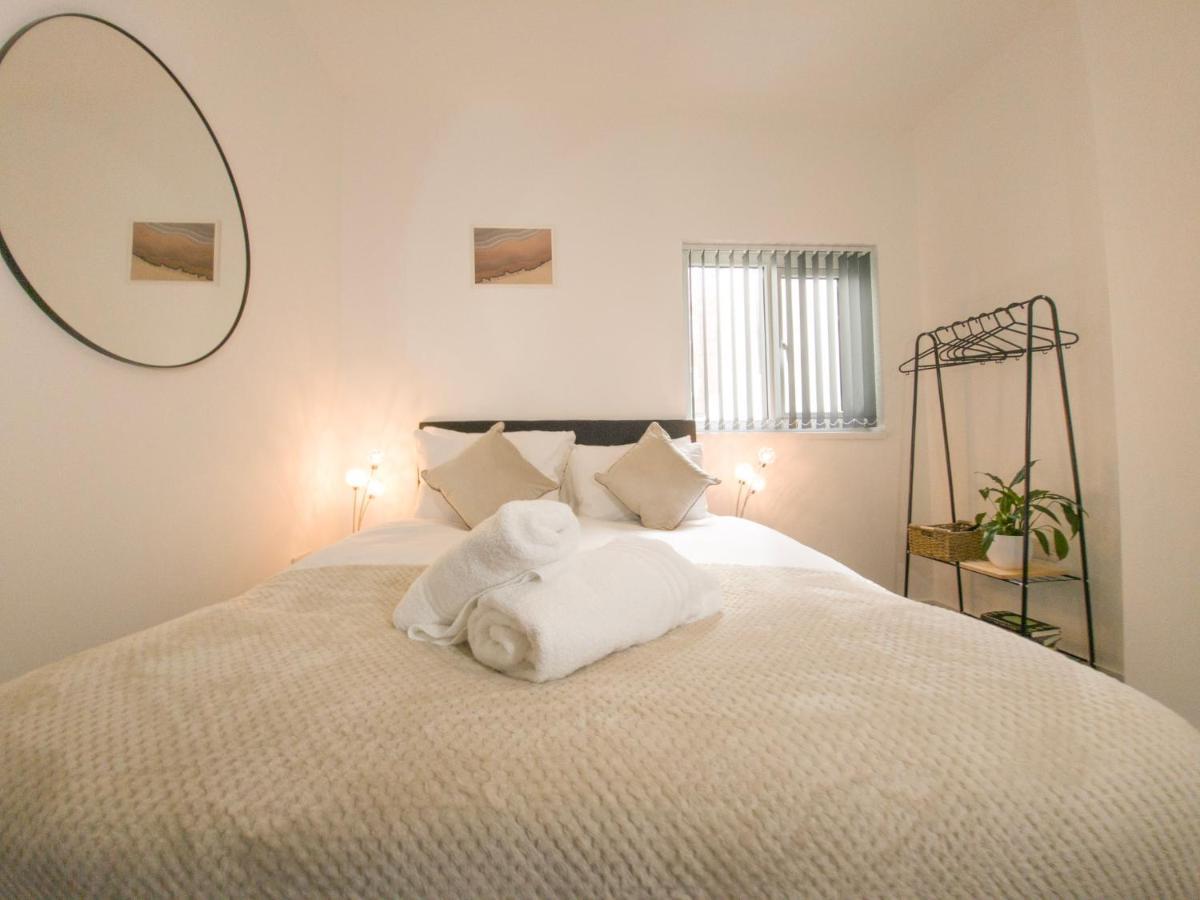 Principality Suites; One Bed By Promise * Cardiff