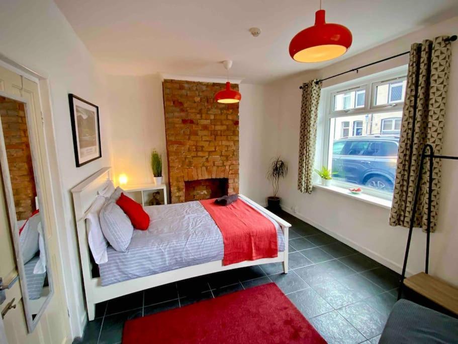 Brickworks - 2 Bedrooms, 15 Mins Walk To The Centre, With Garden Apartment Cardiff