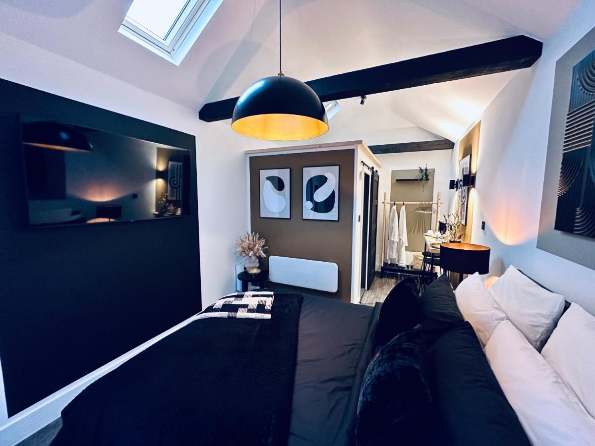 Luxury Self-contained Suite. Apartment