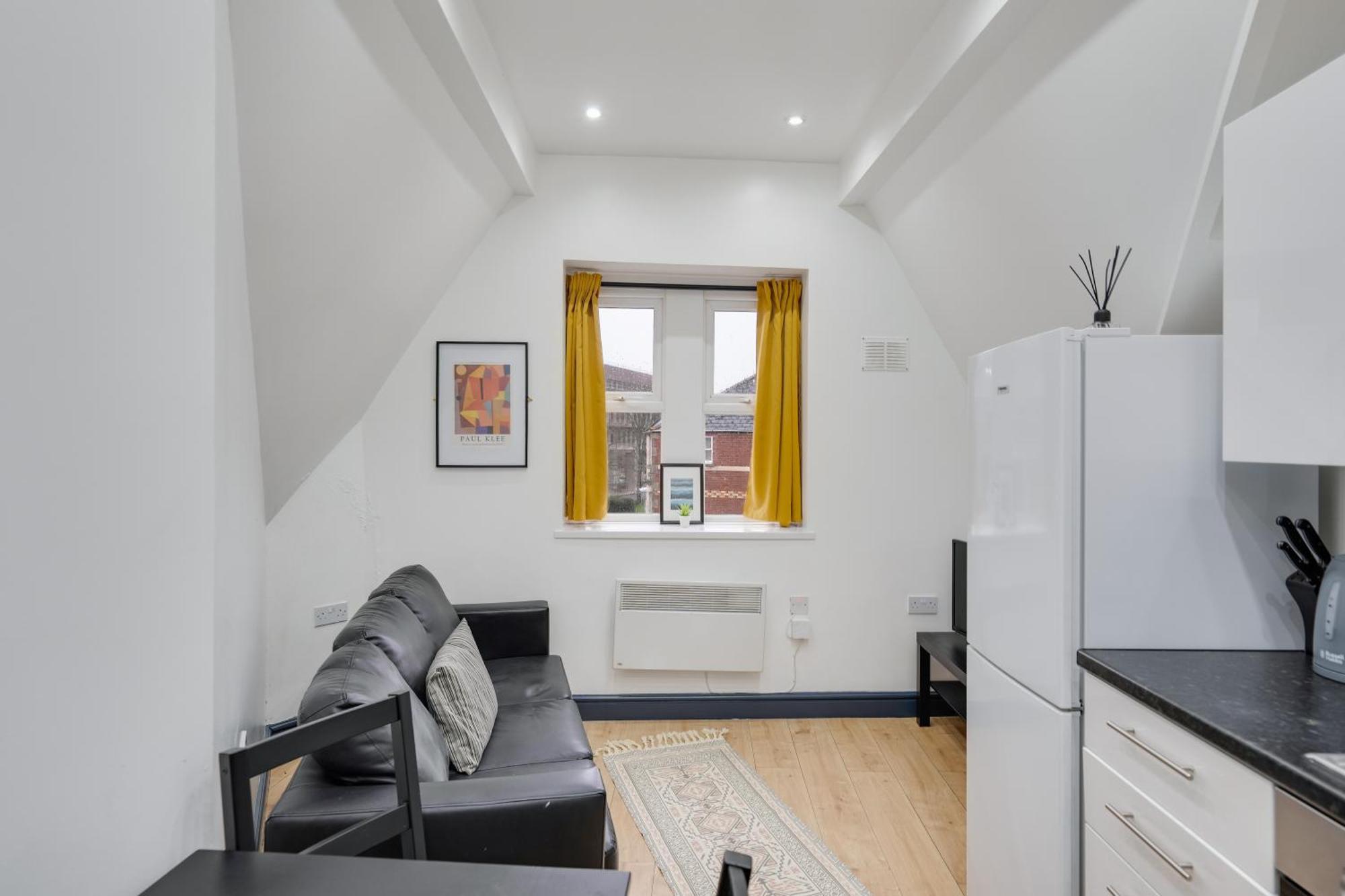 Apartment Relax In A Modern By The Centre & Bute Park *