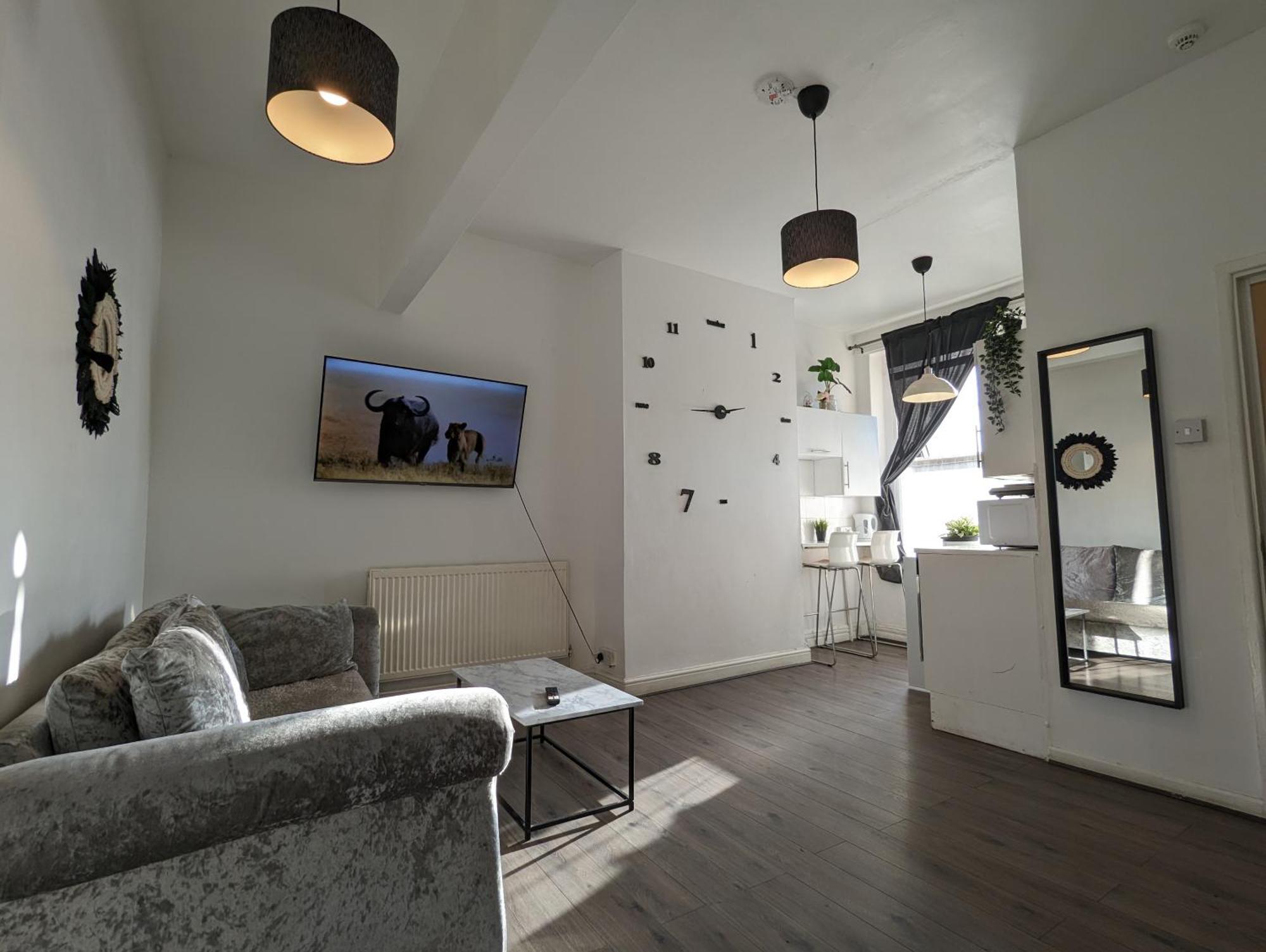 Apartment 2 Bedroom In A Supurb Area Of *