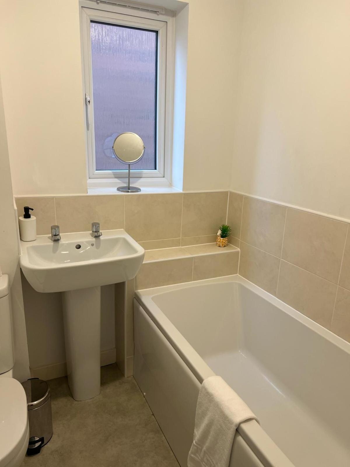 St Mellons - Close To A48 And M4 Guest house