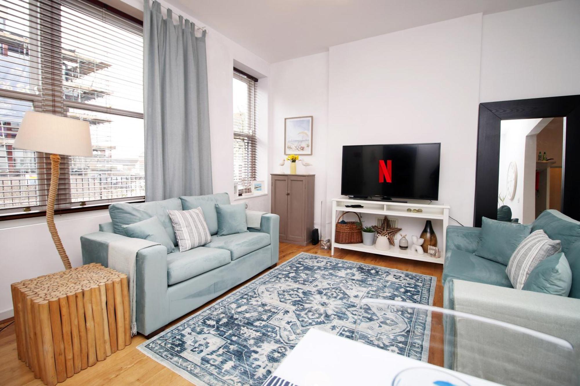 Coastal Penarth Dream! Close To Superb Location Near Bars And Restaurants! Dog Friendly And Welcome Breakfast Pack! * Cardiff