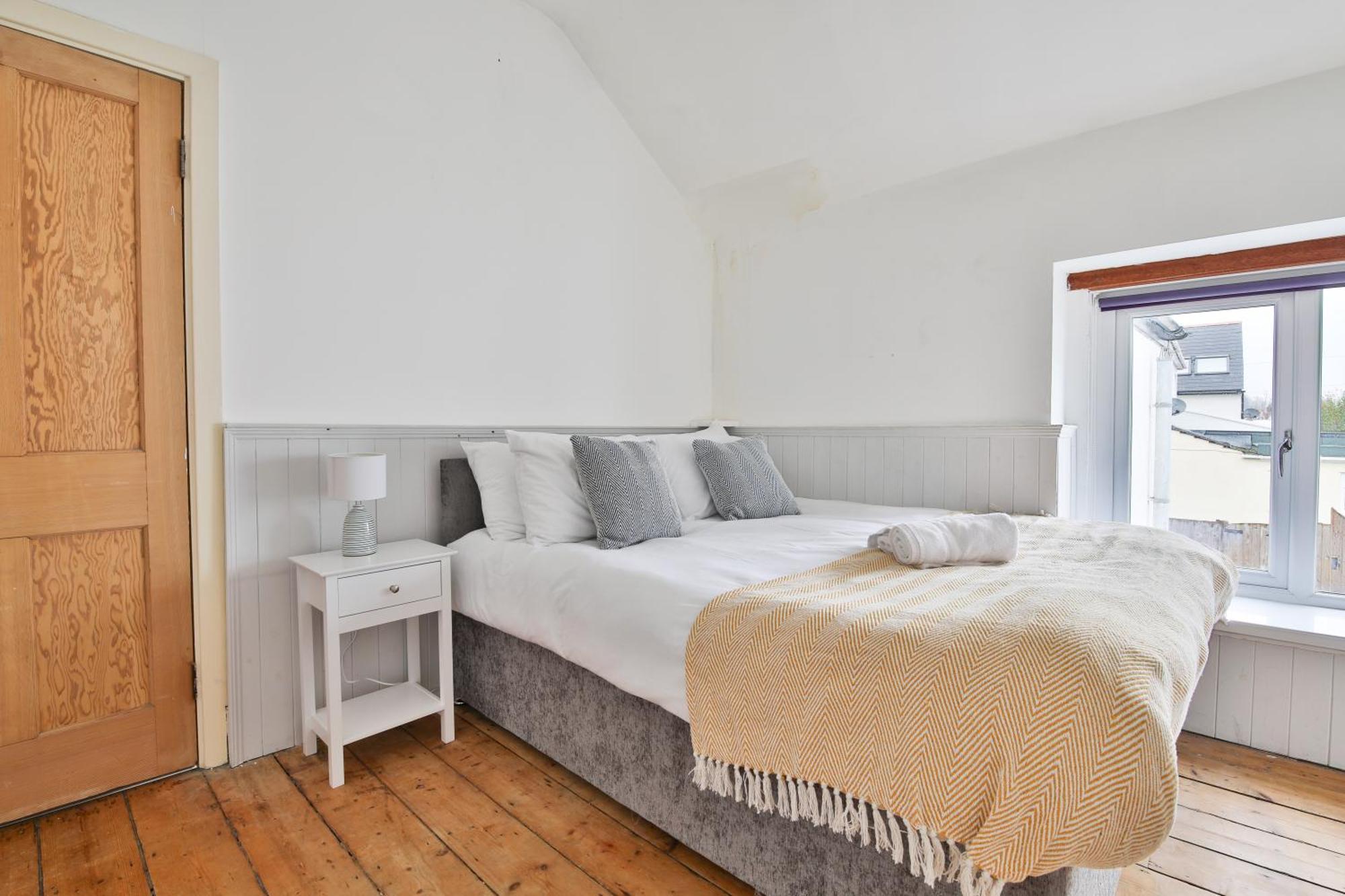 Holiday home Stayright Homely 3 Bedroom House In Vibrant Whitchurch