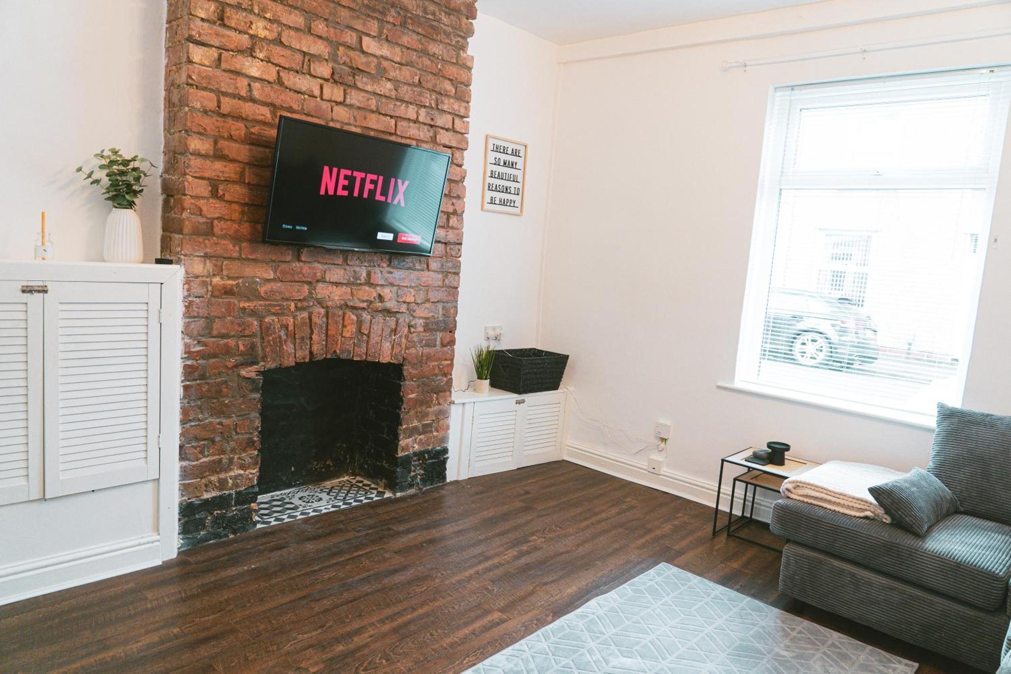 Mideyah - 3 Bed Comfy House