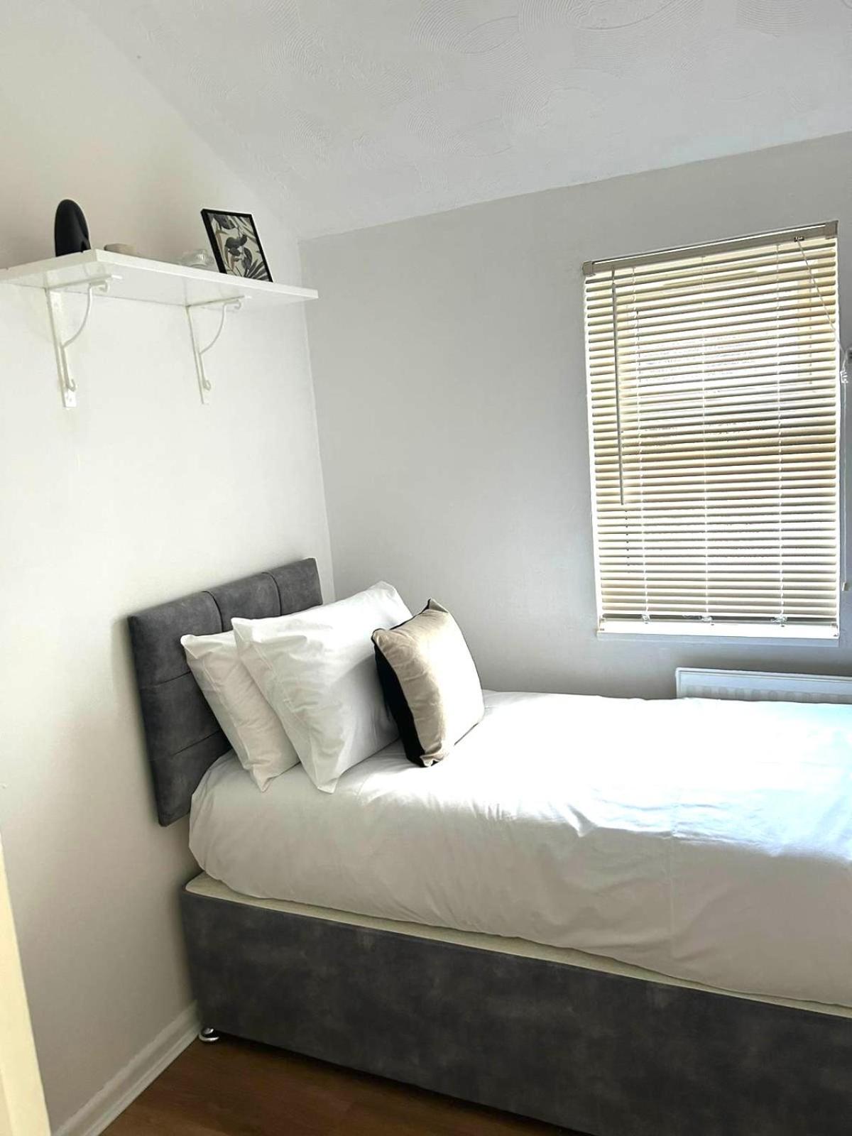 Mideyah - 3 Bed Comfy House Holiday home *