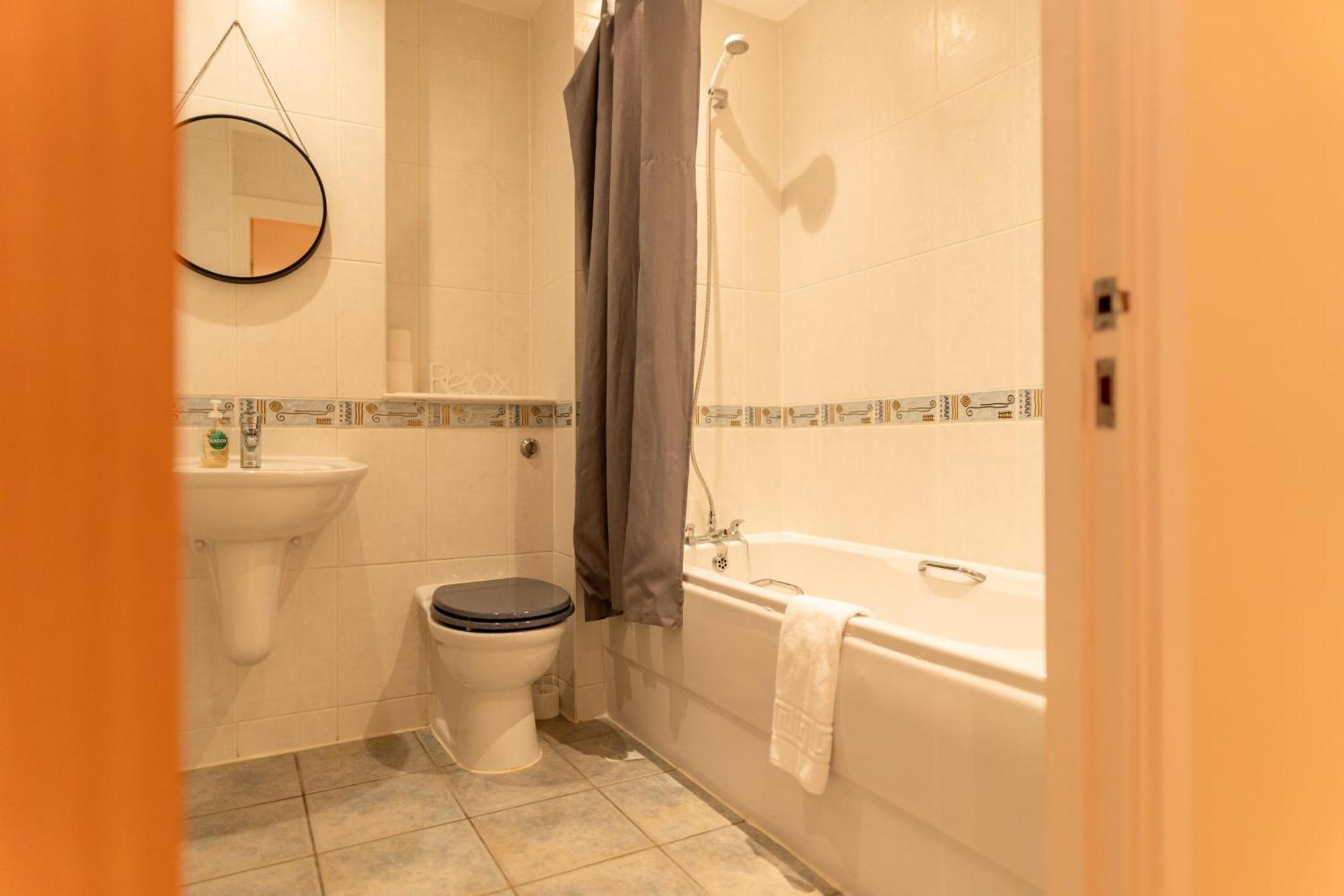 The Bay Retreat Apartment *