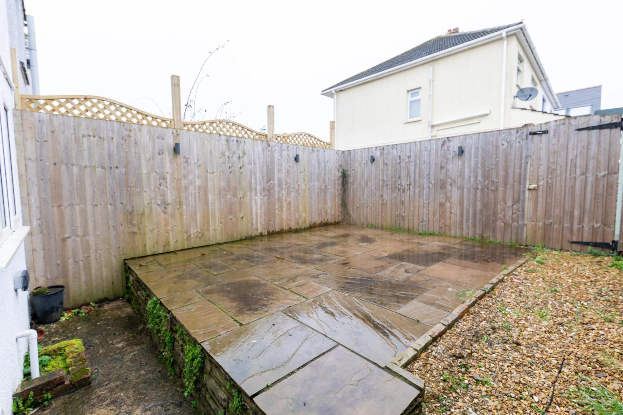Stayright Homely 3 Bedroom House In Vibrant Whitchurch Cardiff