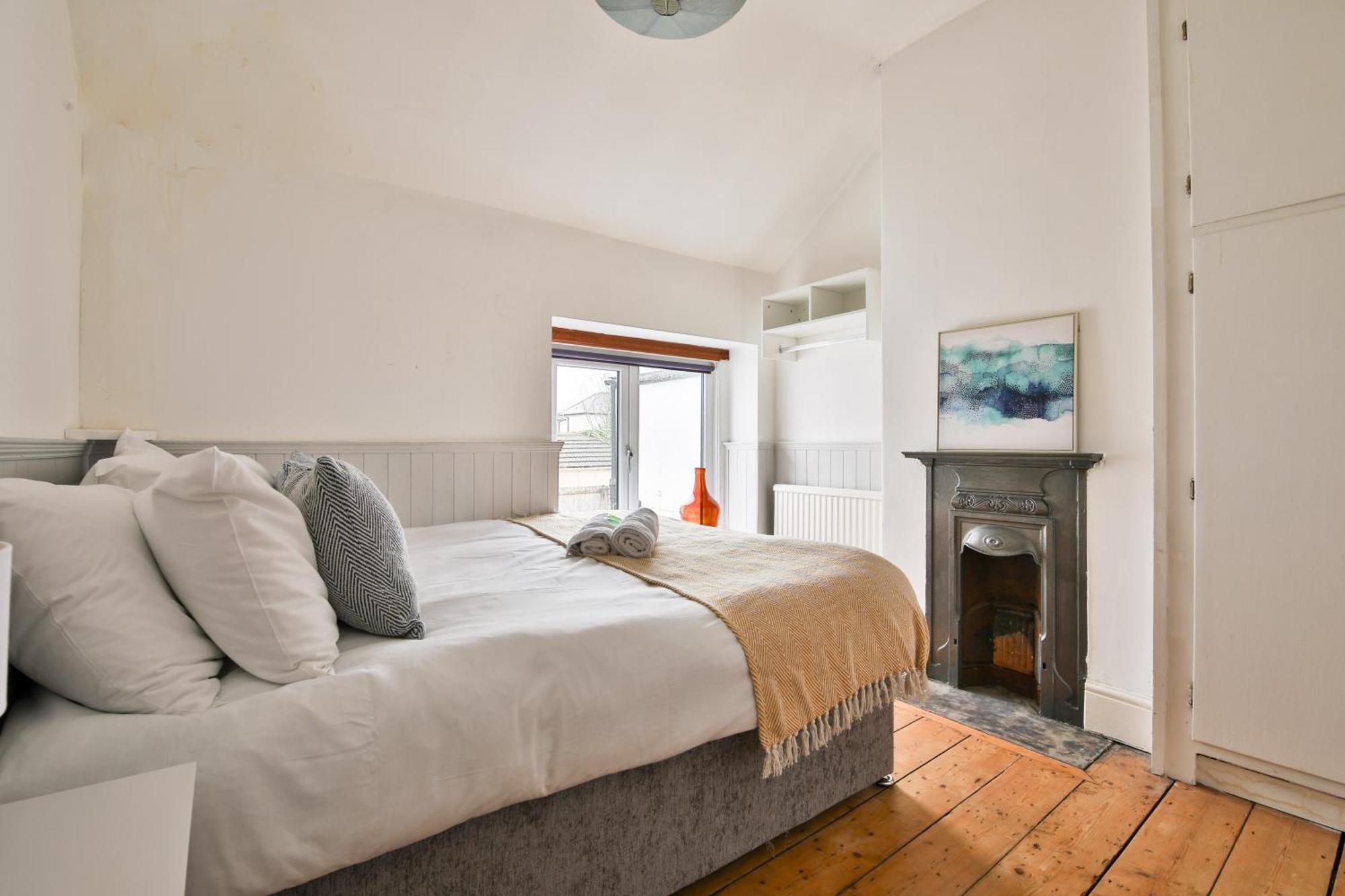 Stayright Homely 3 Bedroom House In Vibrant Whitchurch * Cardiff