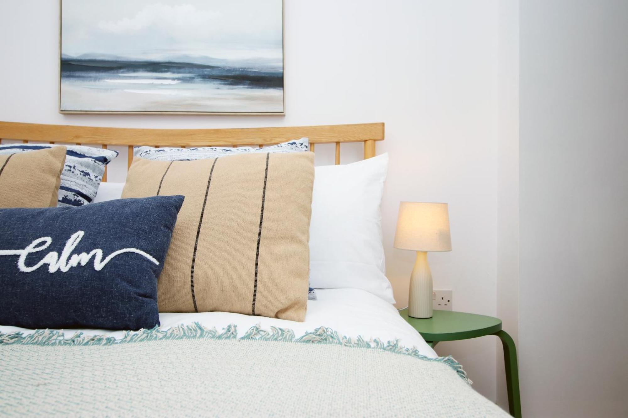 Coastal Penarth Dream! Close To Superb Location Near Bars And Restaurants! Dog Friendly And Welcome Breakfast Pack! Apartment Cardiff