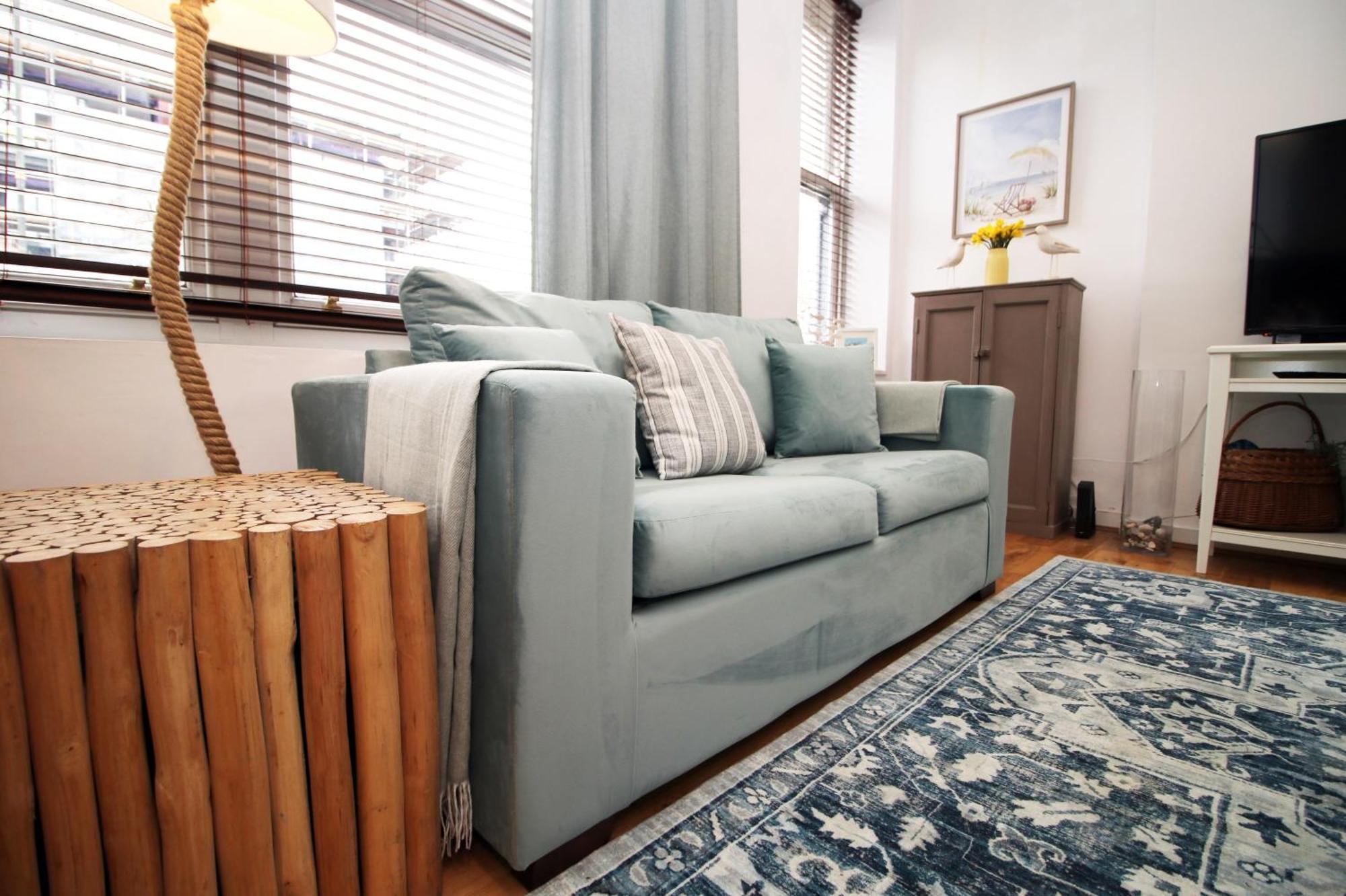 Coastal Penarth Dream! Close To Superb Location Near Bars And Restaurants! Dog Friendly And Welcome Breakfast Pack! * Cardiff