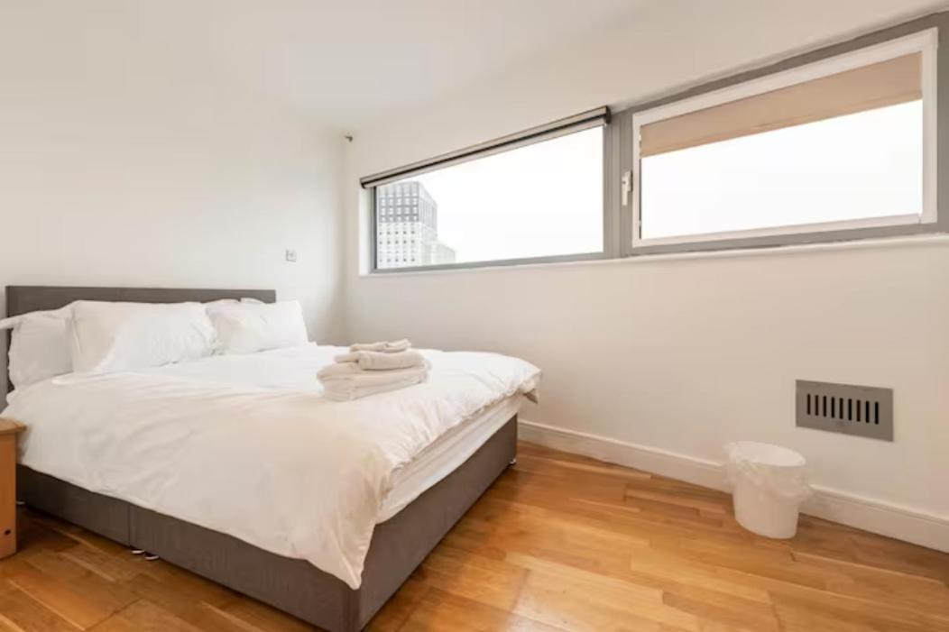 Apartment 2 *