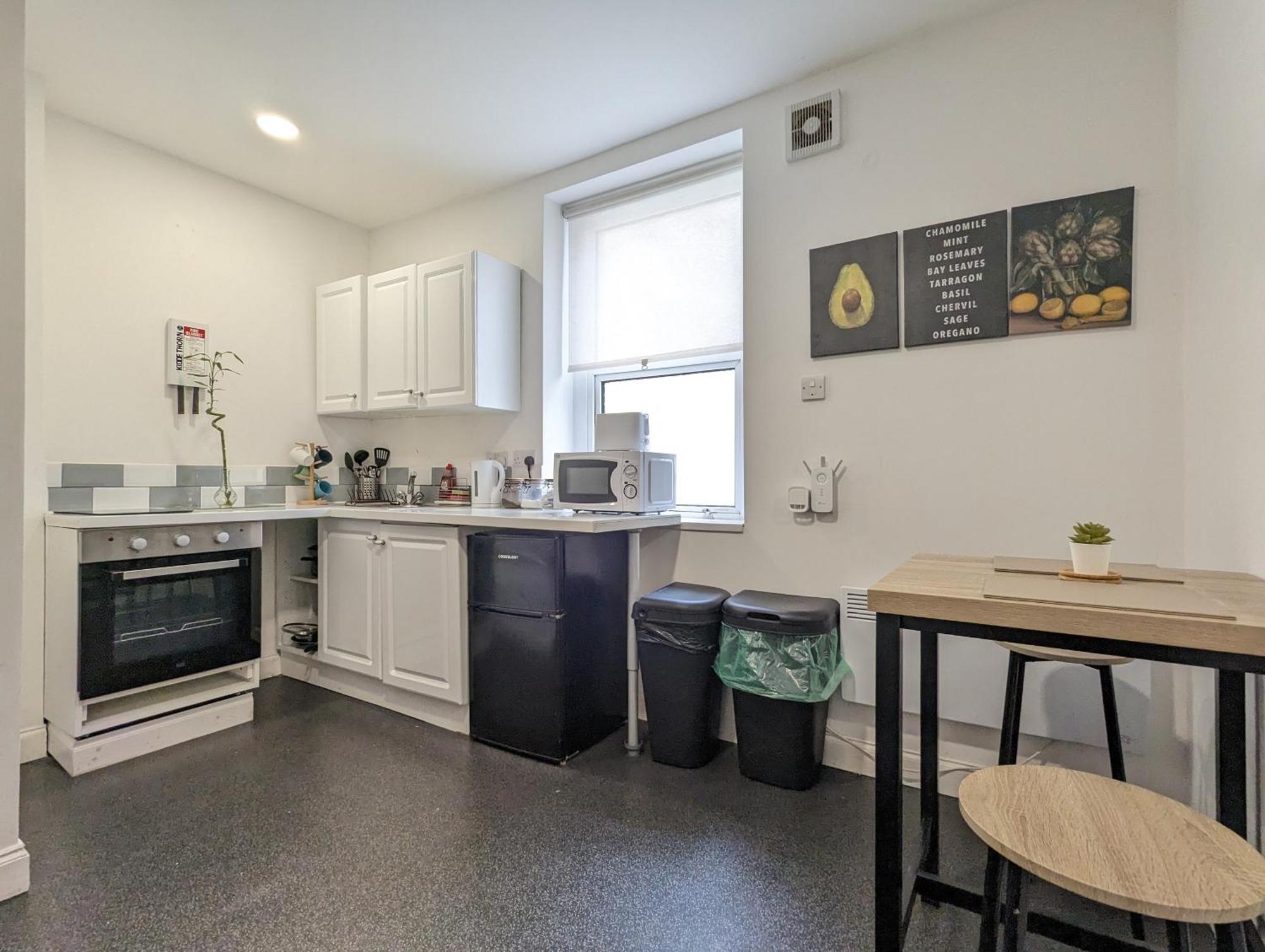 Serene 1 Bedroom Flat In Roath Apartment