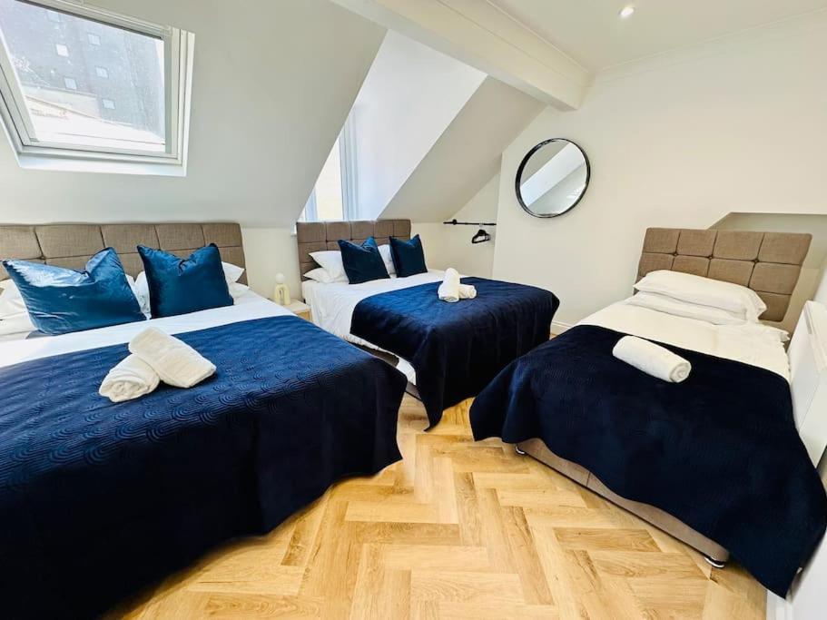 Social - No 1 For Large Groups Holiday home Cardiff