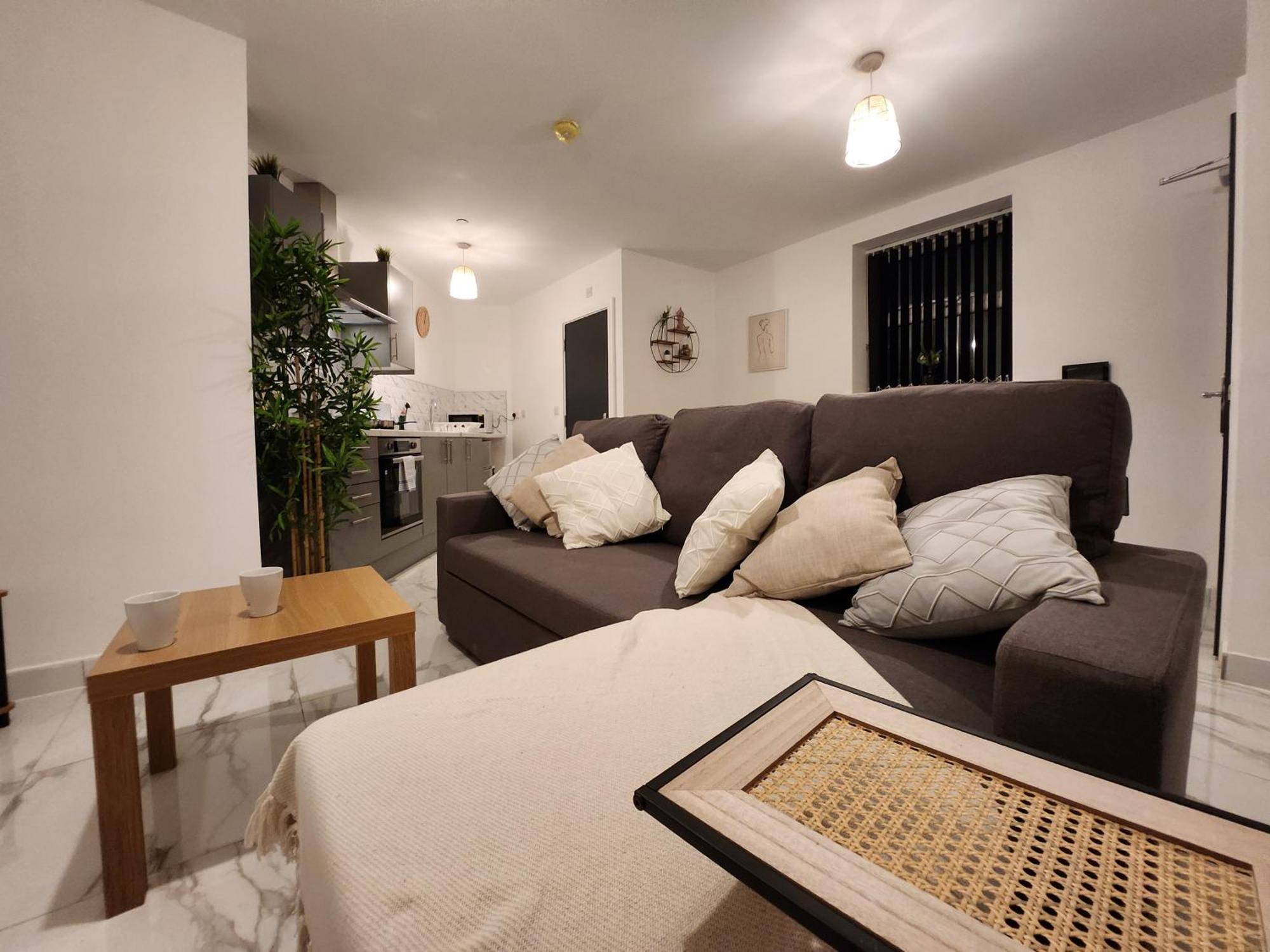 Flat 1 - 10 Min To Centre By Property Promise Apartment