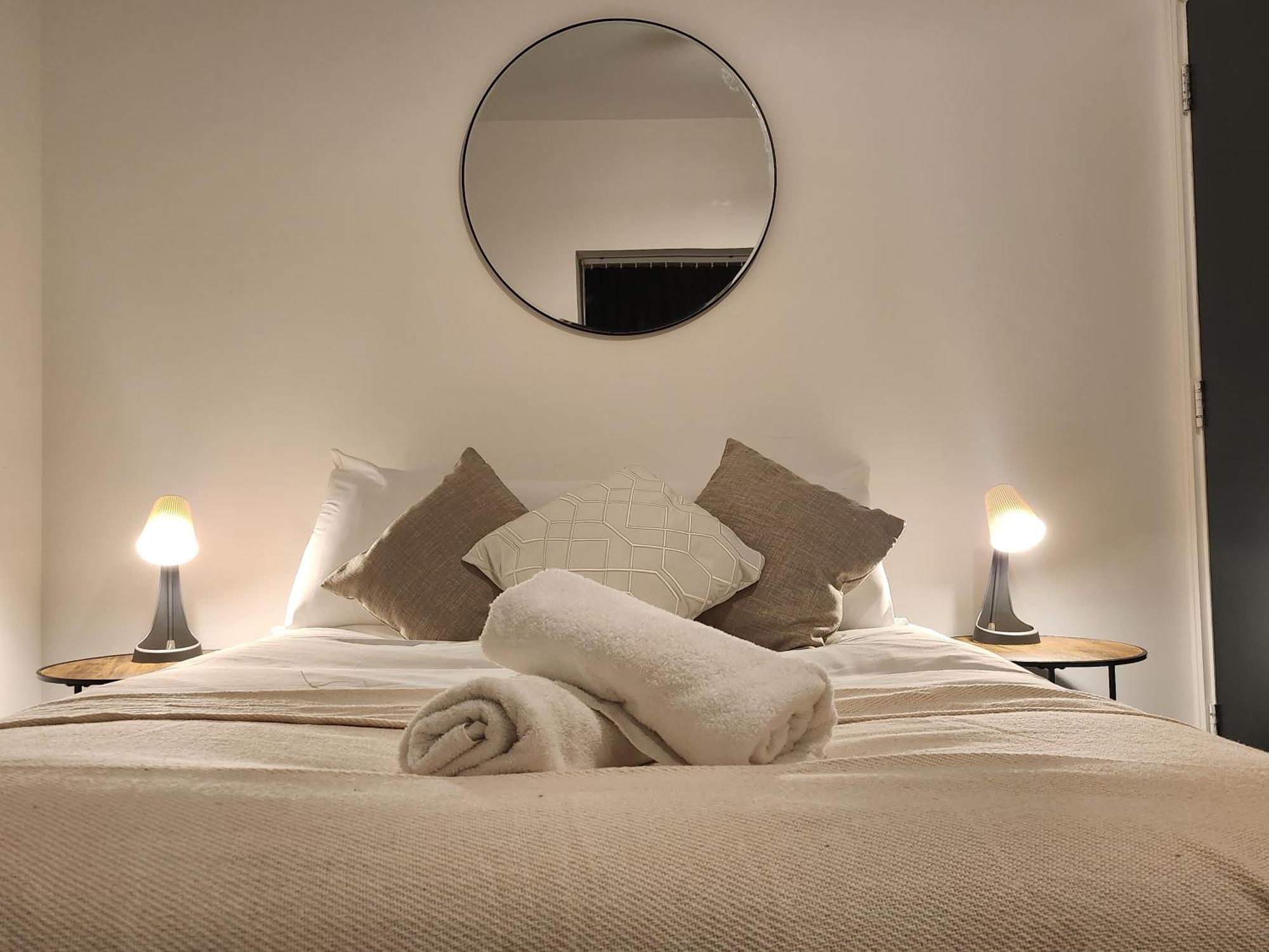 Flat 1 - 10 Min To Centre By Property Promise *