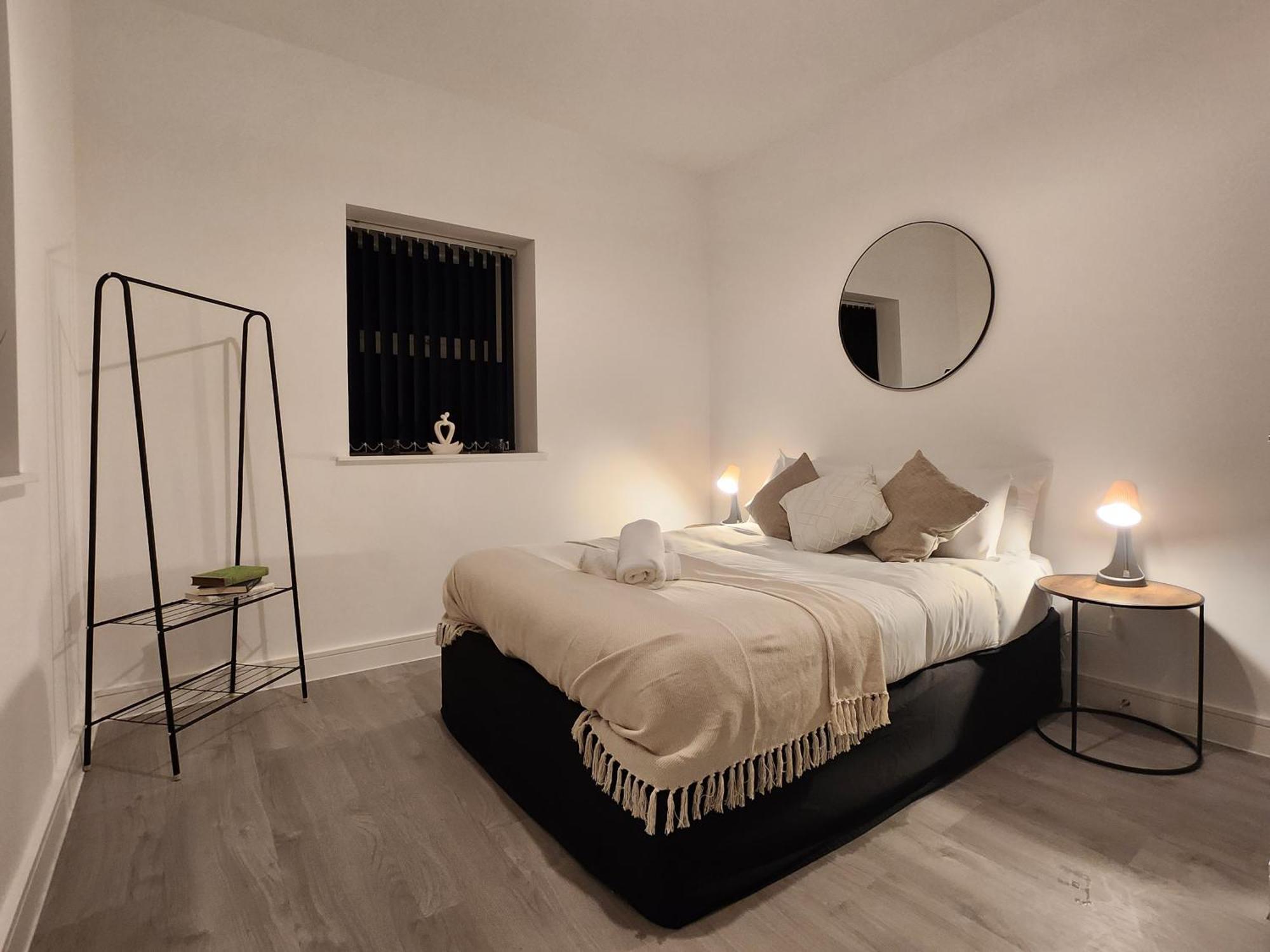 Apartment Flat 1 - 10 Min To Centre By Property Promise