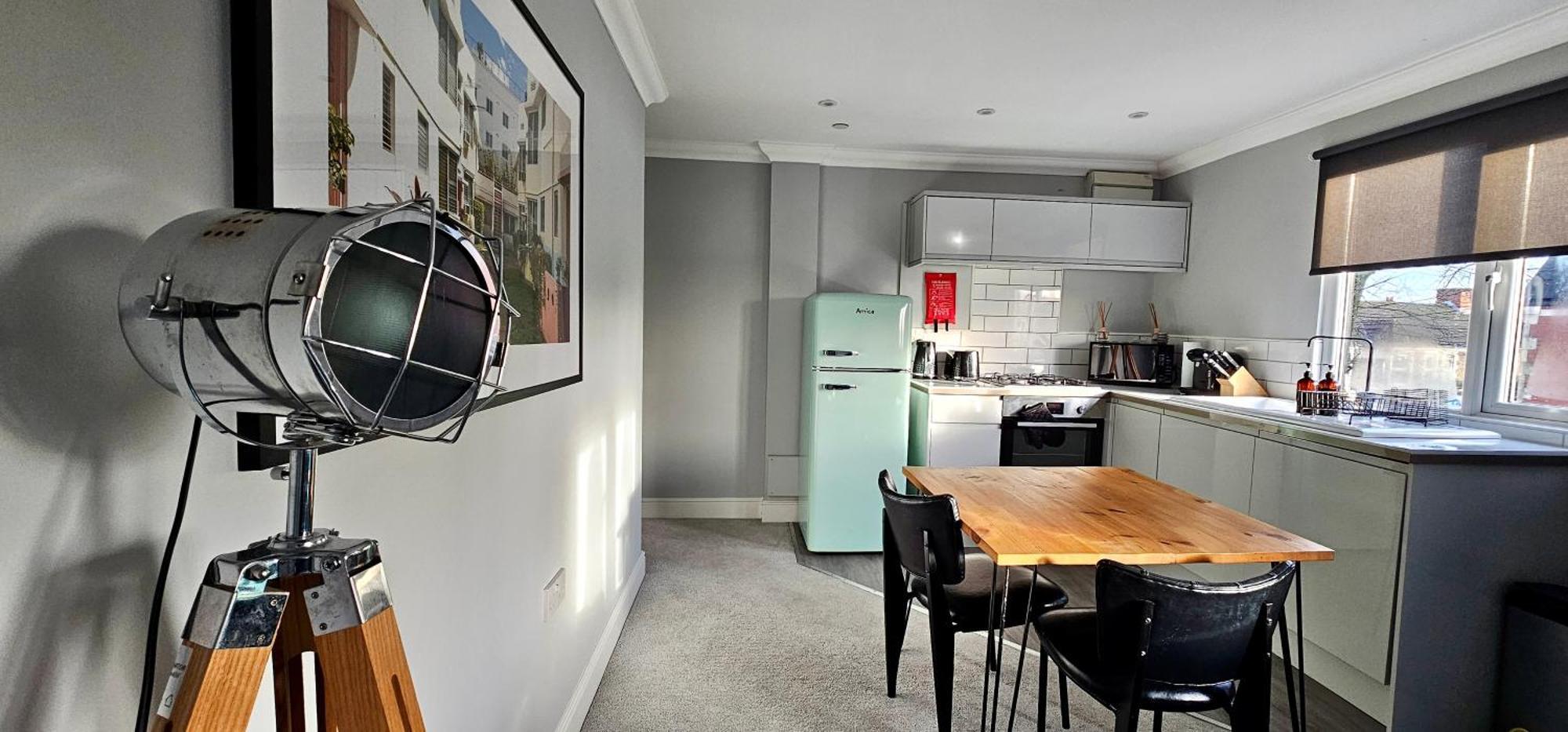 Victoria House By Switchback *