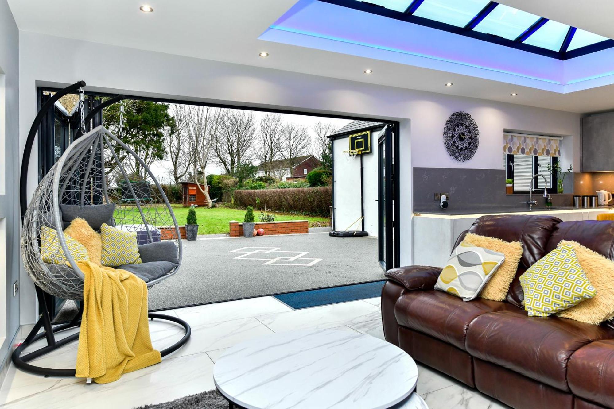 Holiday home Bliss Escape - Free Parking And Family-sized Comfort