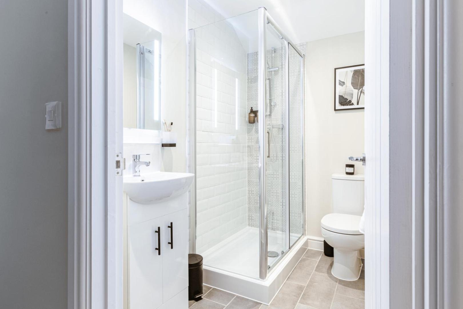 Cohost Partners | Close To Centre | One Br! Cardiff