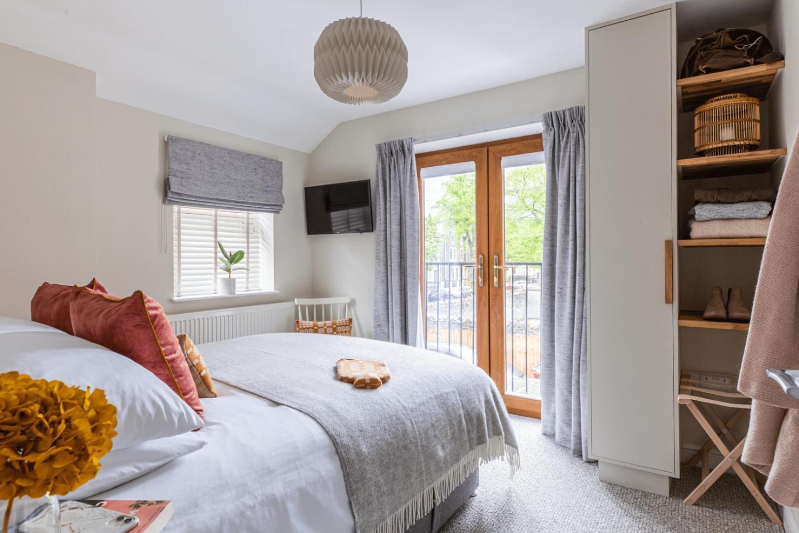 Cohost Partners | Close To Centre | One Br! Apartment