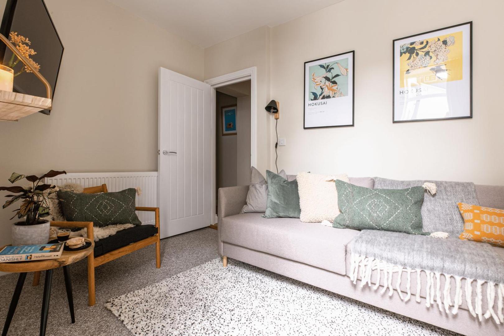 Apartment Cohost Partners | Close To Centre | One Br! *