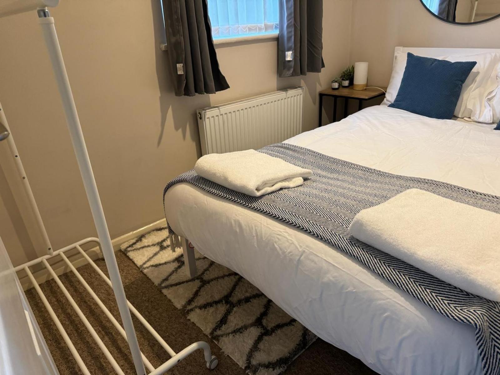 The Great Haxby Centre Free Parking Bay Apartment Cardiff