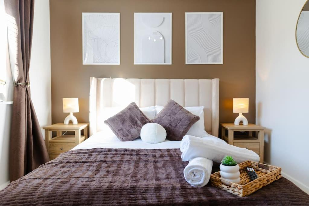 Apartment Stylish 1 Bed With Free Parking *