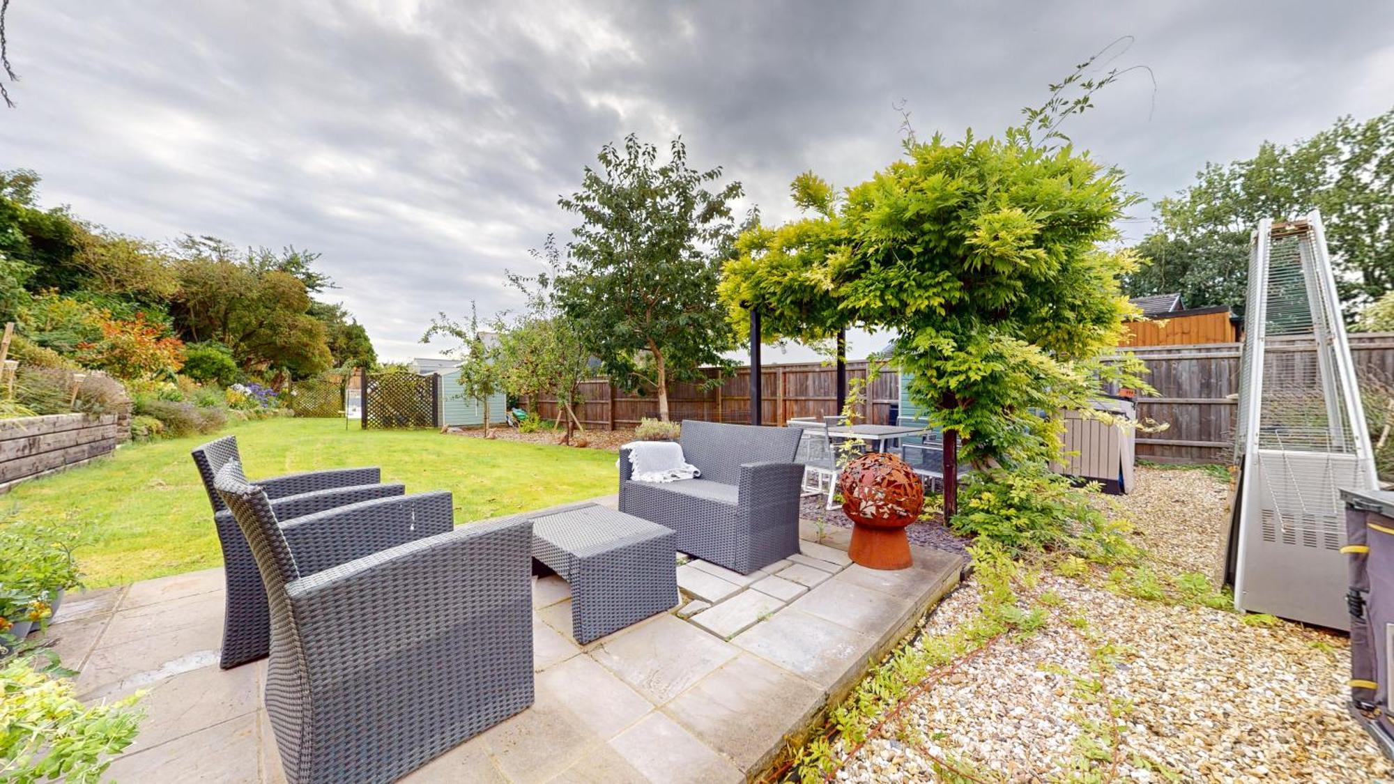 Feel Celebrity Style - 6 Parking Spaces - Pet Friendly - Very Private * Cardiff