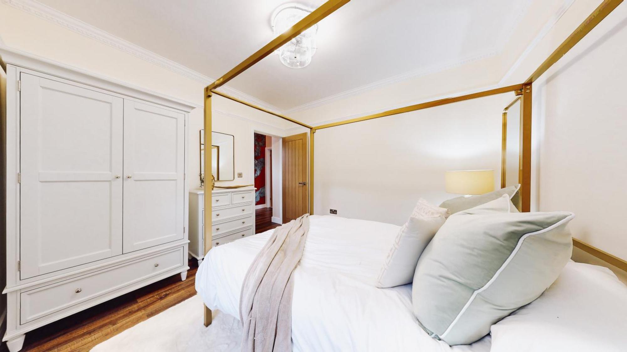 Feel Celebrity Style - 6 Parking Spaces - Pet Friendly - Very Private