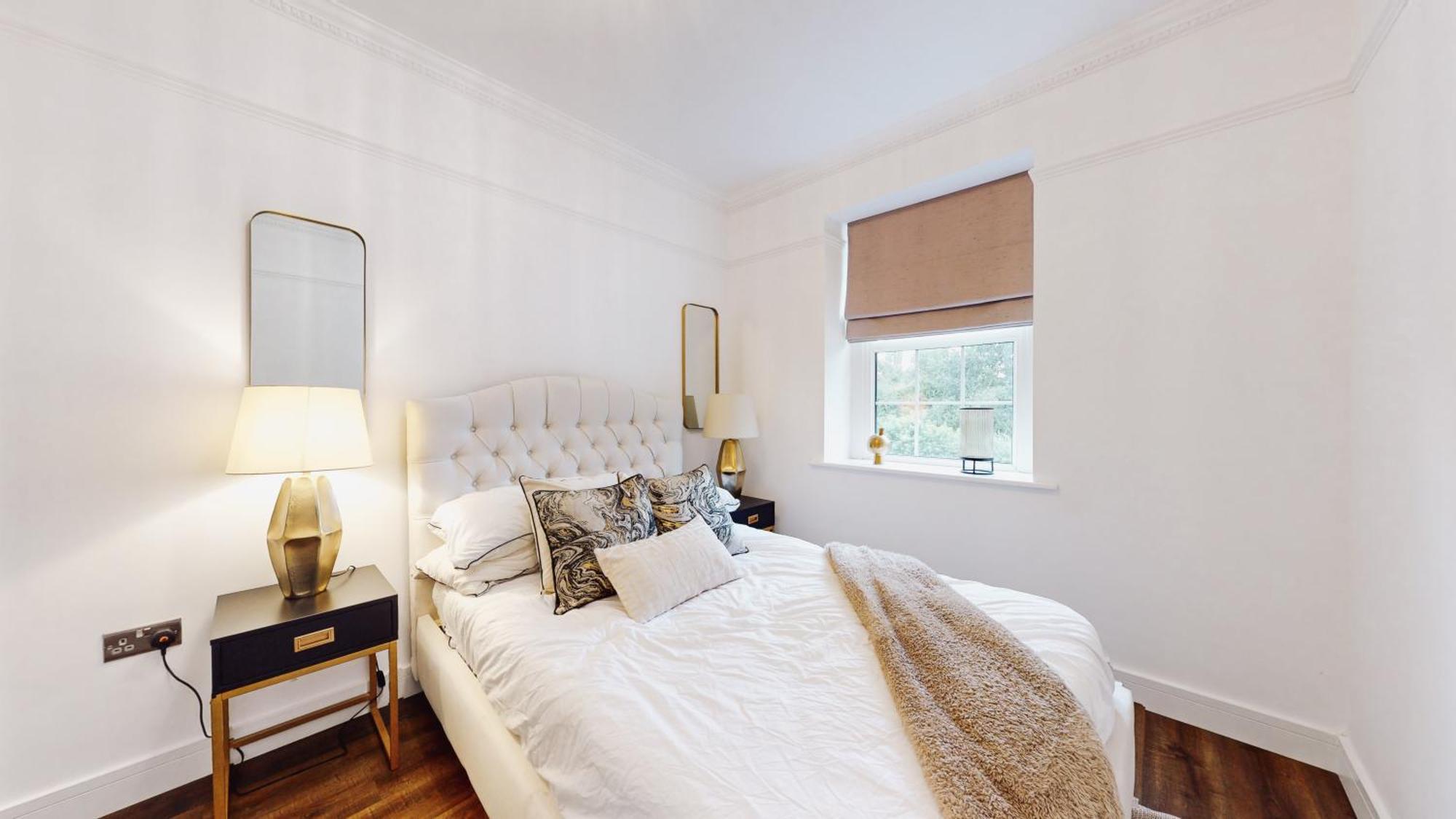 Feel Celebrity Style - 6 Parking Spaces - Pet Friendly - Very Private Villa *