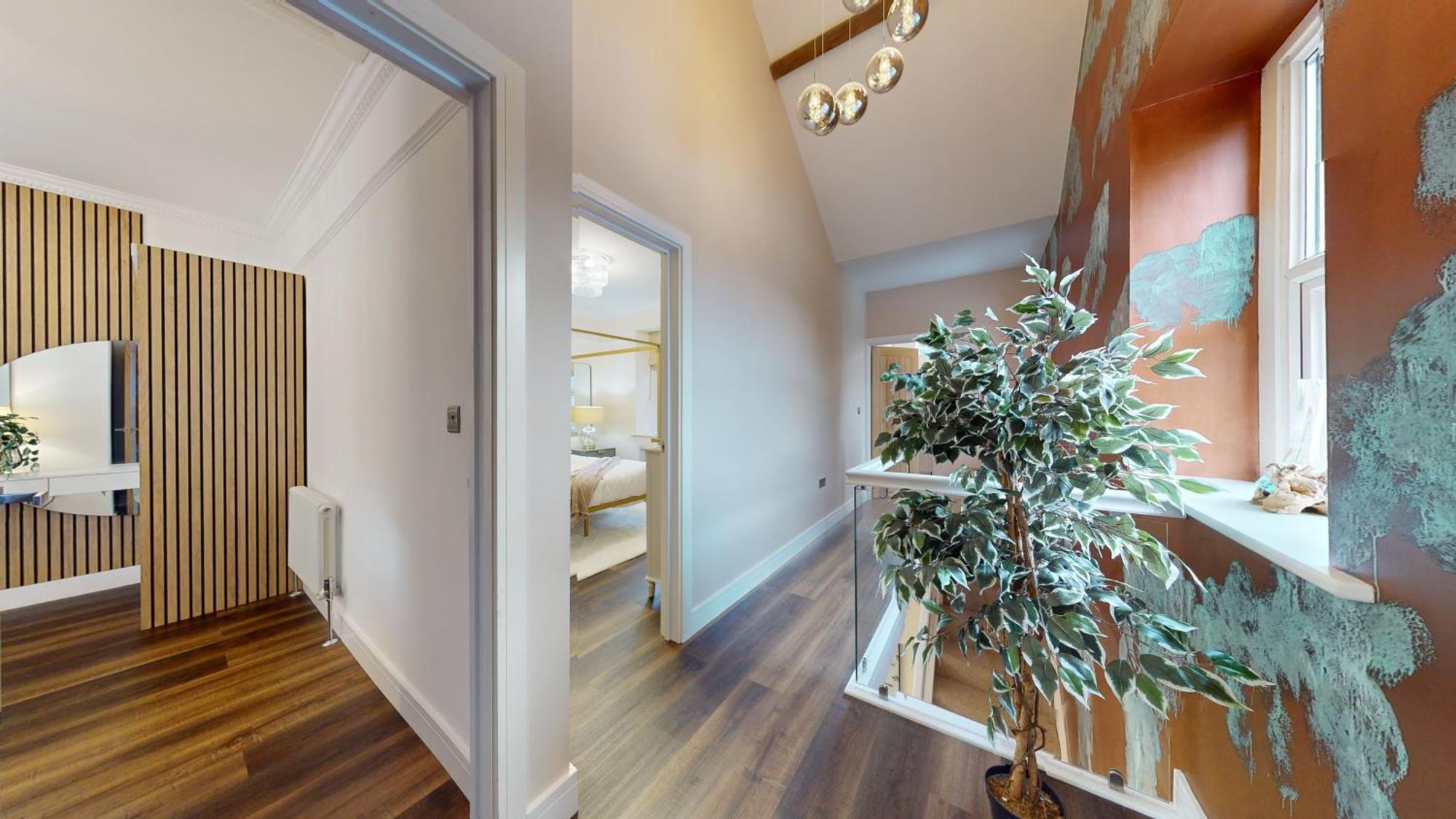Feel Celebrity Style - 6 Parking Spaces - Pet Friendly - Very Private Villa *