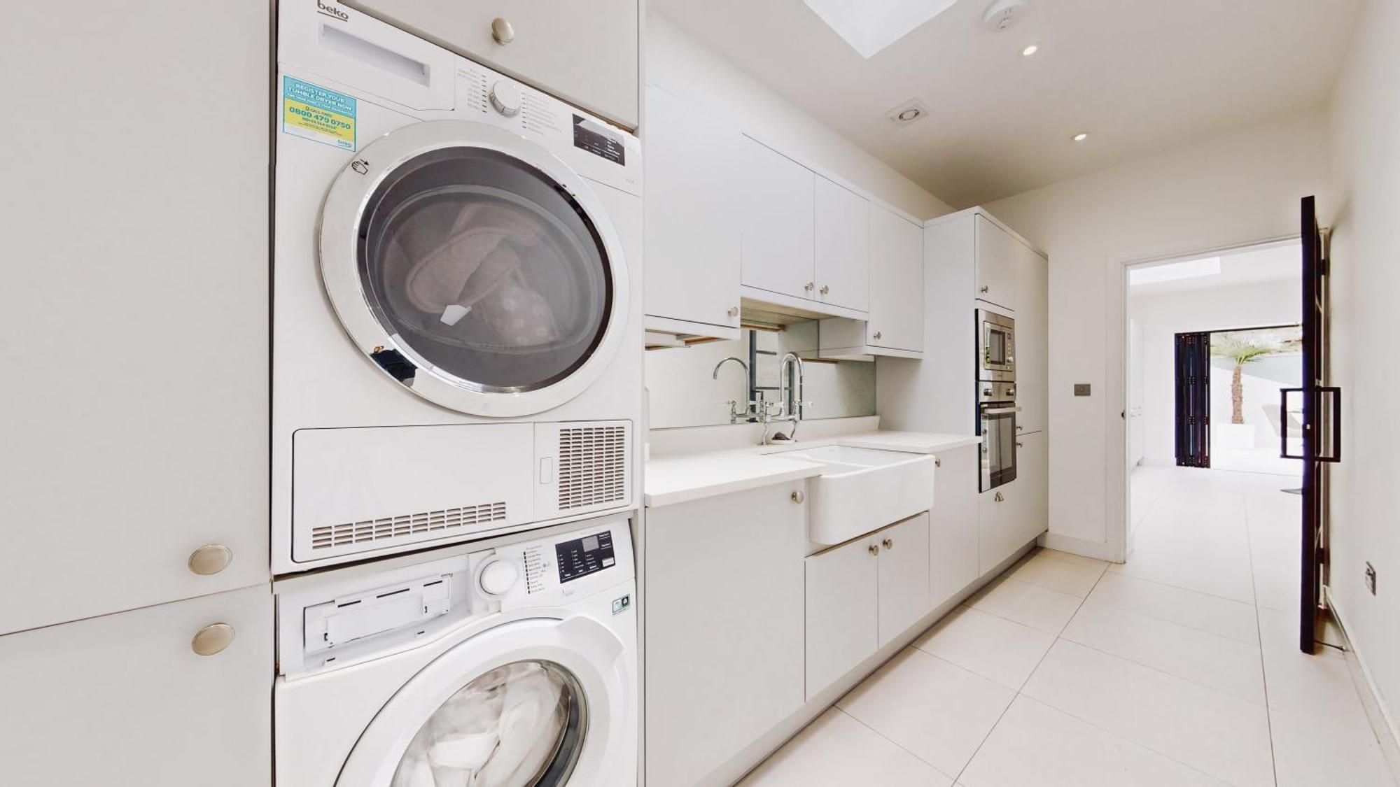 Feel Celebrity Style - 6 Parking Spaces - Pet Friendly - Very Private * Cardiff