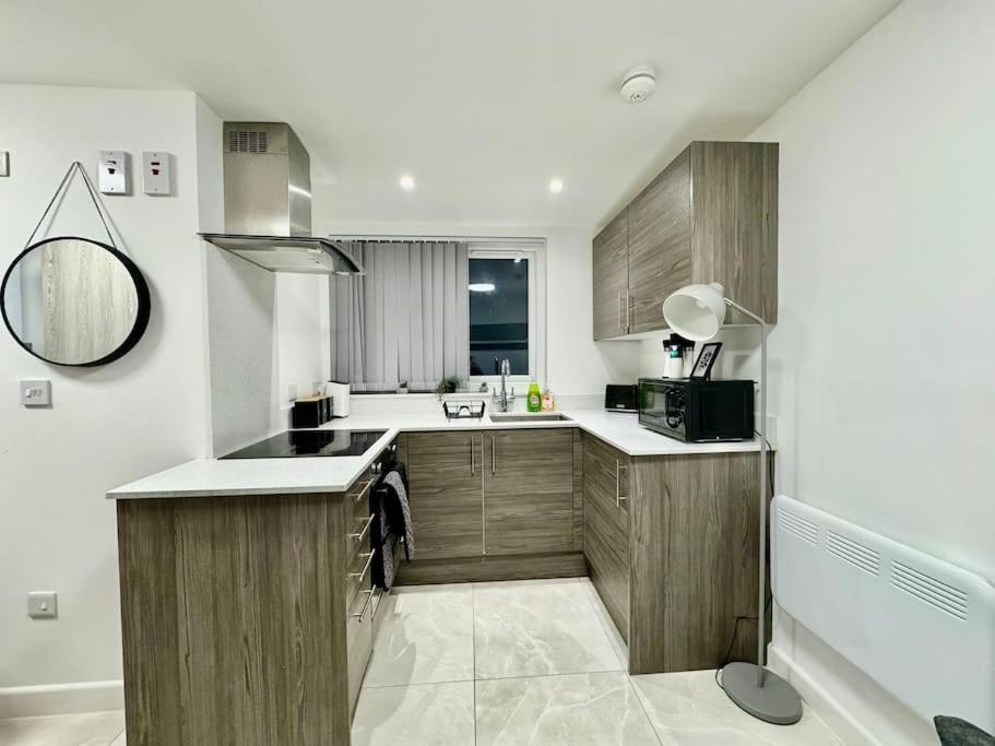 Stylish One Bedroom & A Sofa Bed Cardiff