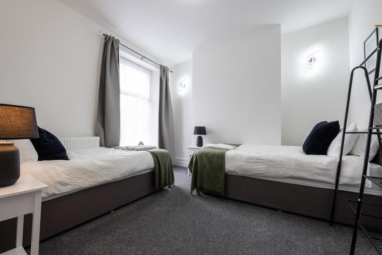 Guest house Smart Tv | Wifi | Free Parking