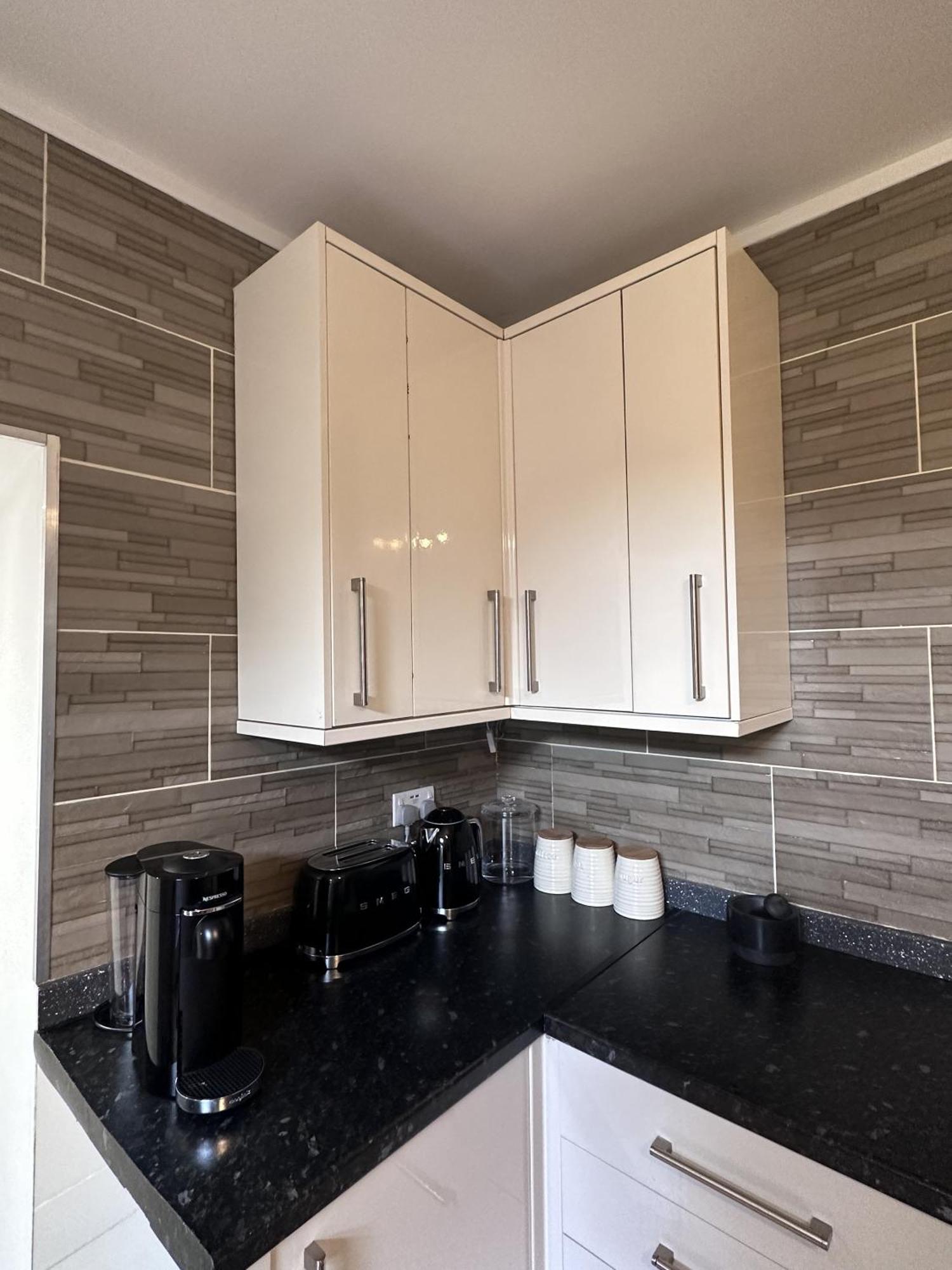 Adanhouse-stockland Spacious 5 Bedroom House Sleeps 12 Private Garden * Cardiff