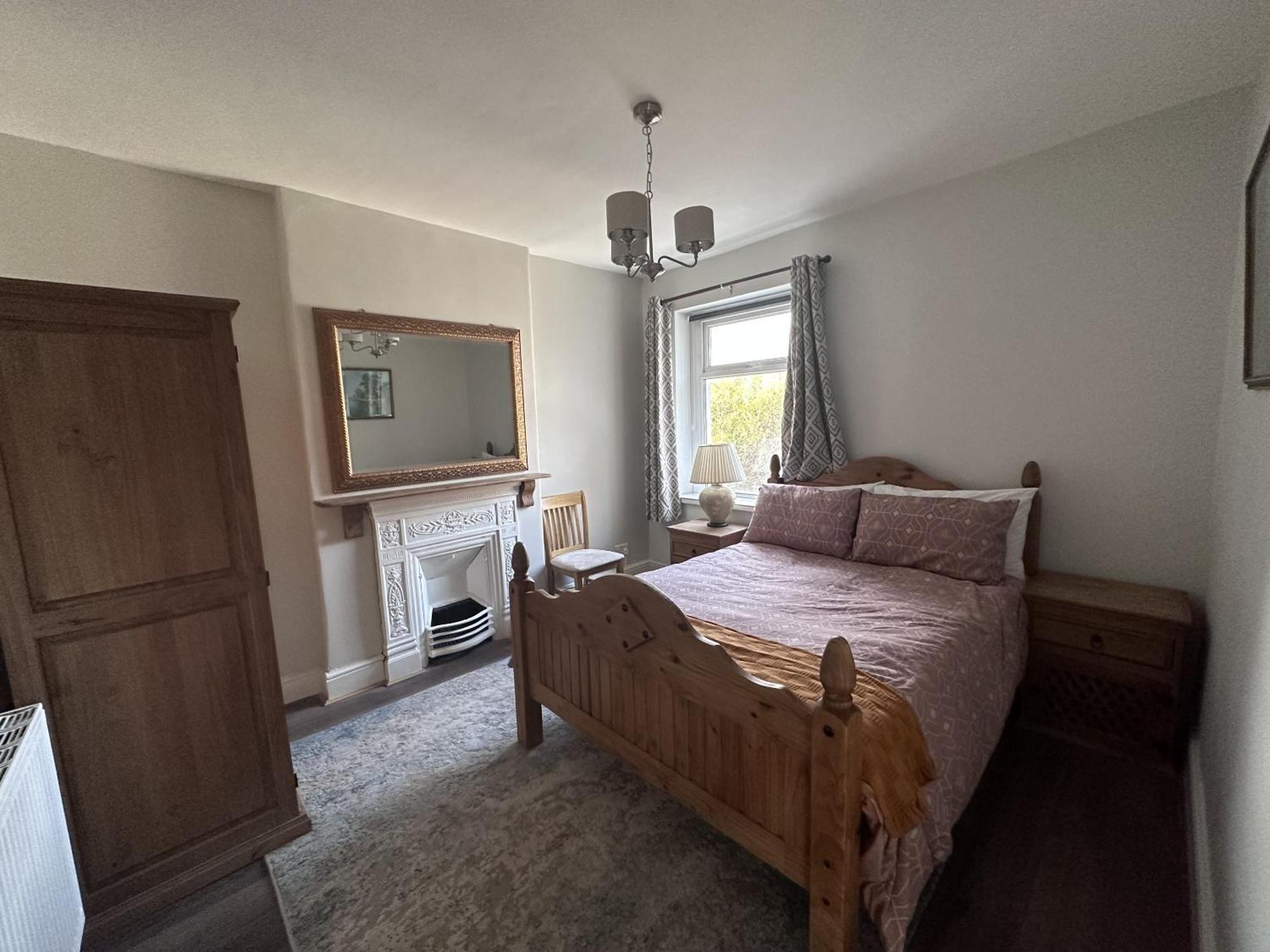 Adanhouse-stockland Spacious 5 Bedroom House Sleeps 12 Private Garden Holiday home Cardiff