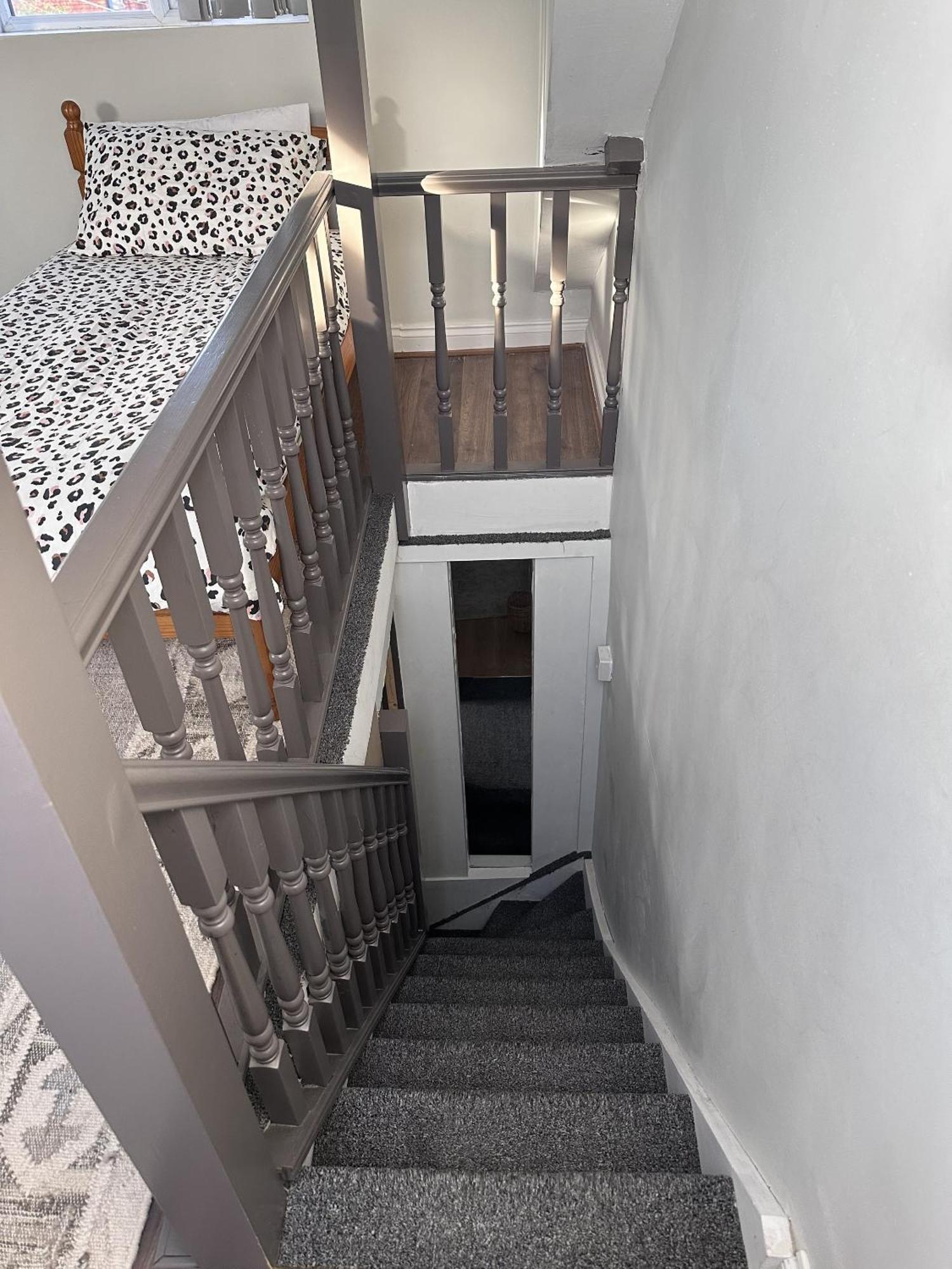 Holiday home Adanhouse-stockland Spacious 5 Bedroom House Sleeps 12 Private Garden *
