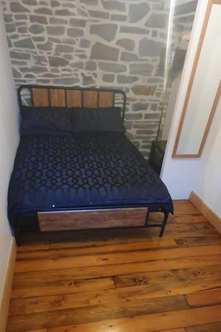 2 Bed With Views 4 Train Stops To Centre Cardiff