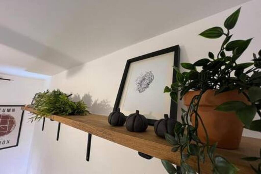 Cosy - Stylish - Close To Centre Apartment Cardiff
