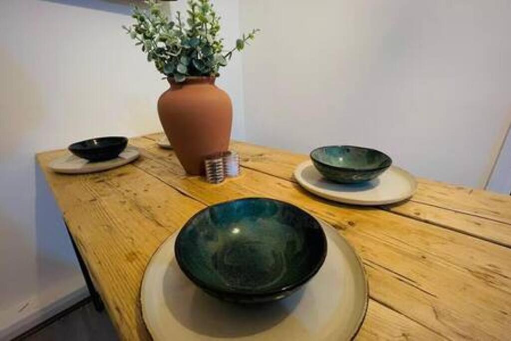 Cosy - Stylish - Close To Centre *