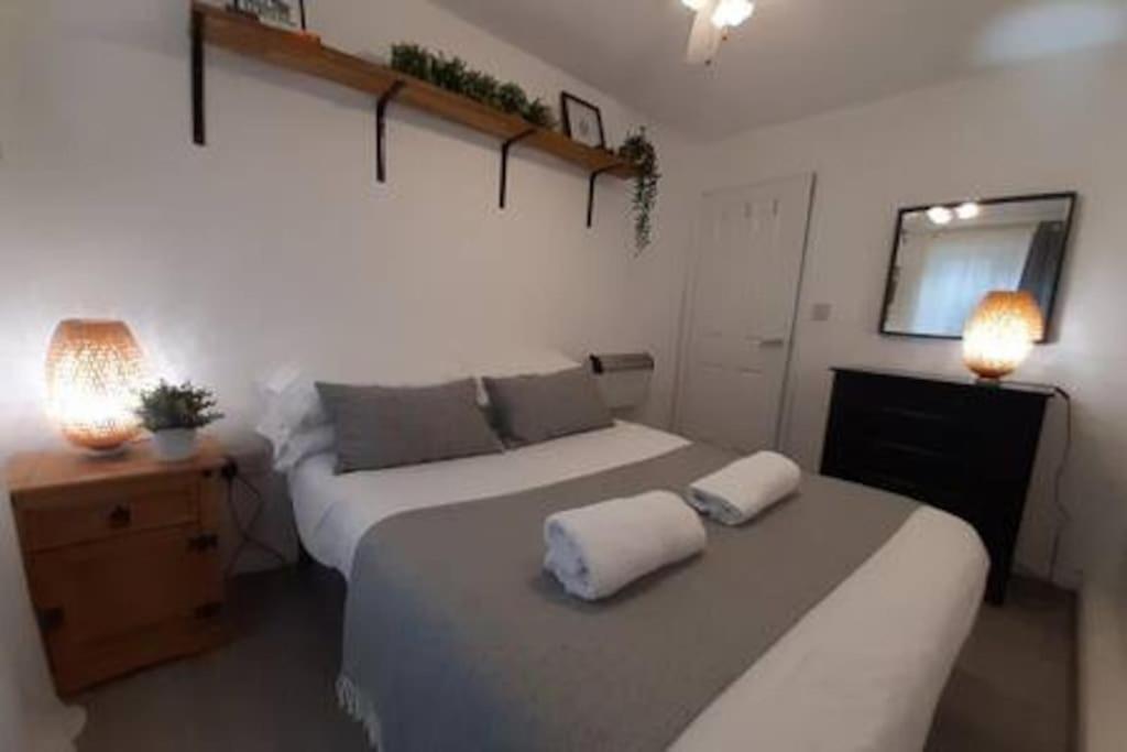 Cosy - Stylish - Close To Centre *
