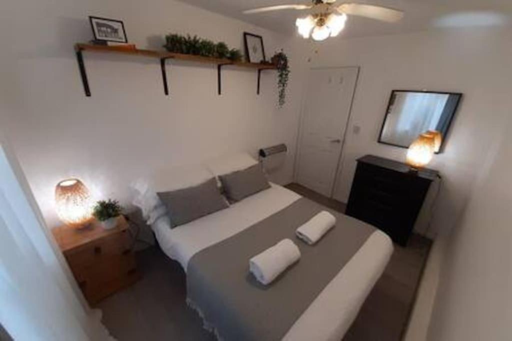 Cosy - Stylish - Close To Centre