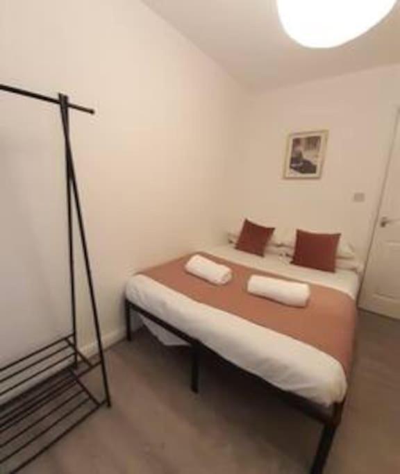 Cosy - Stylish - Close To Centre Apartment