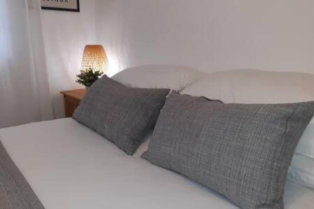 Cosy - Stylish - Close To Centre Apartment Cardiff